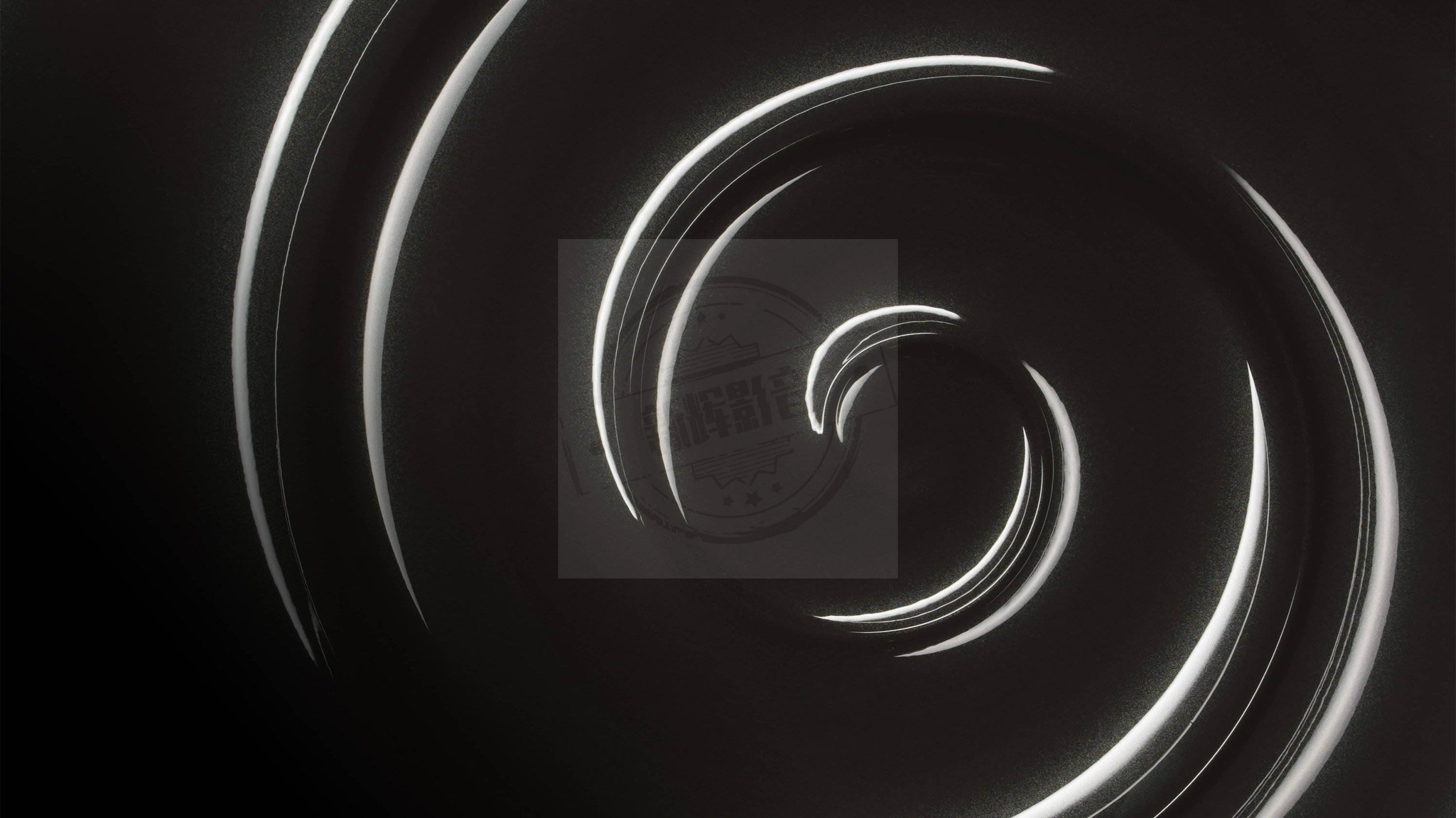 BW_Nautilus_Thinking(2)